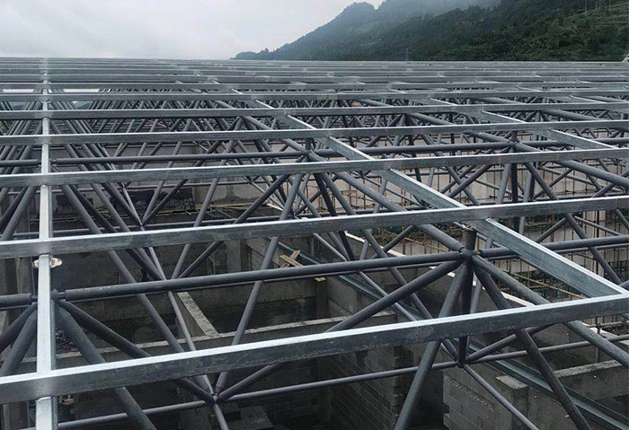 龙口学校艺体楼网架
